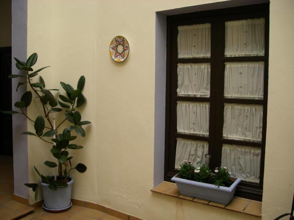Hostal Azahar Cordoba Exterior photo